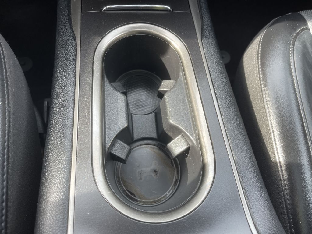 Photo 21 of this LINCOLN MKC