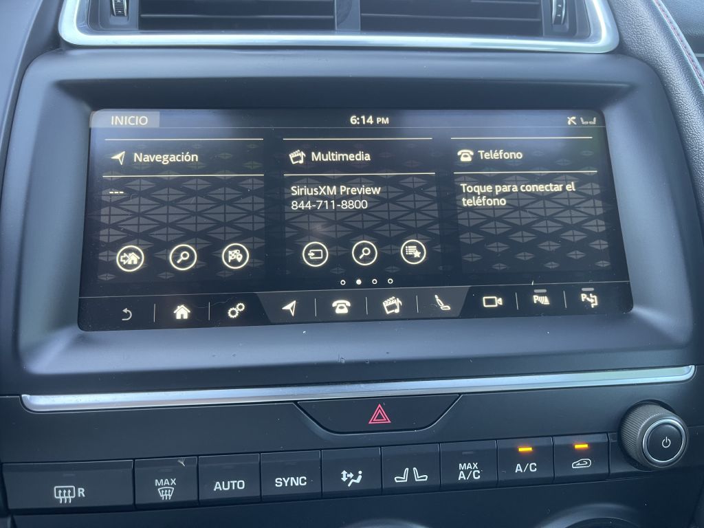 Photo 17 of this JAGUAR E-PACE