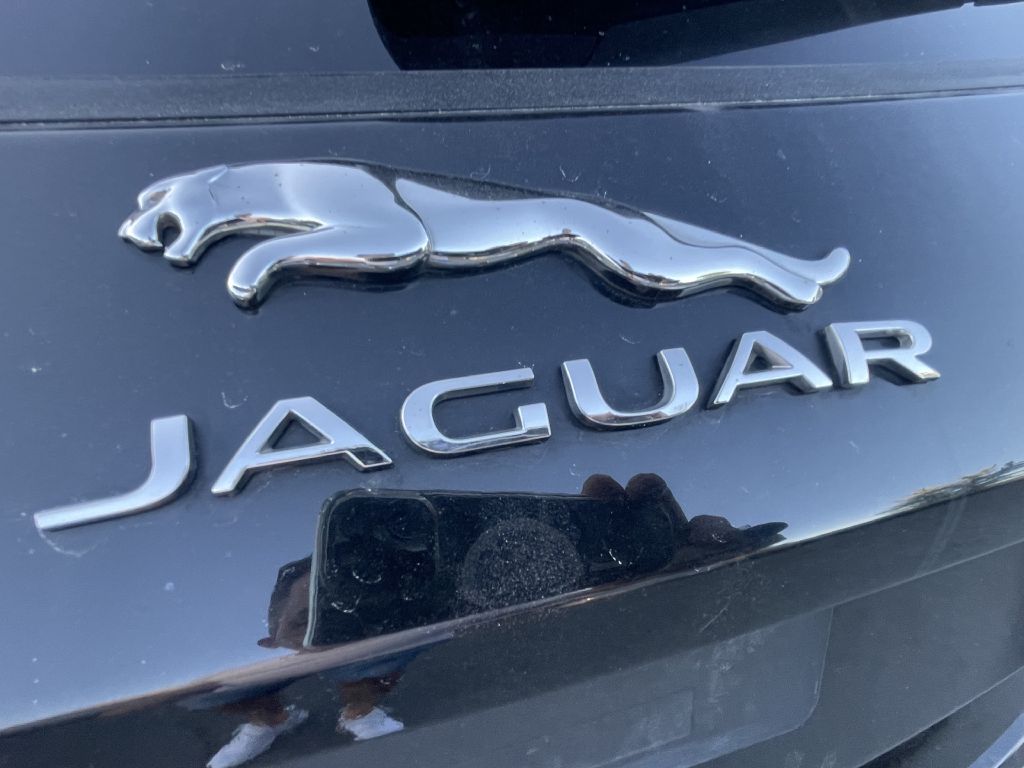 Photo 30 of this JAGUAR E-PACE