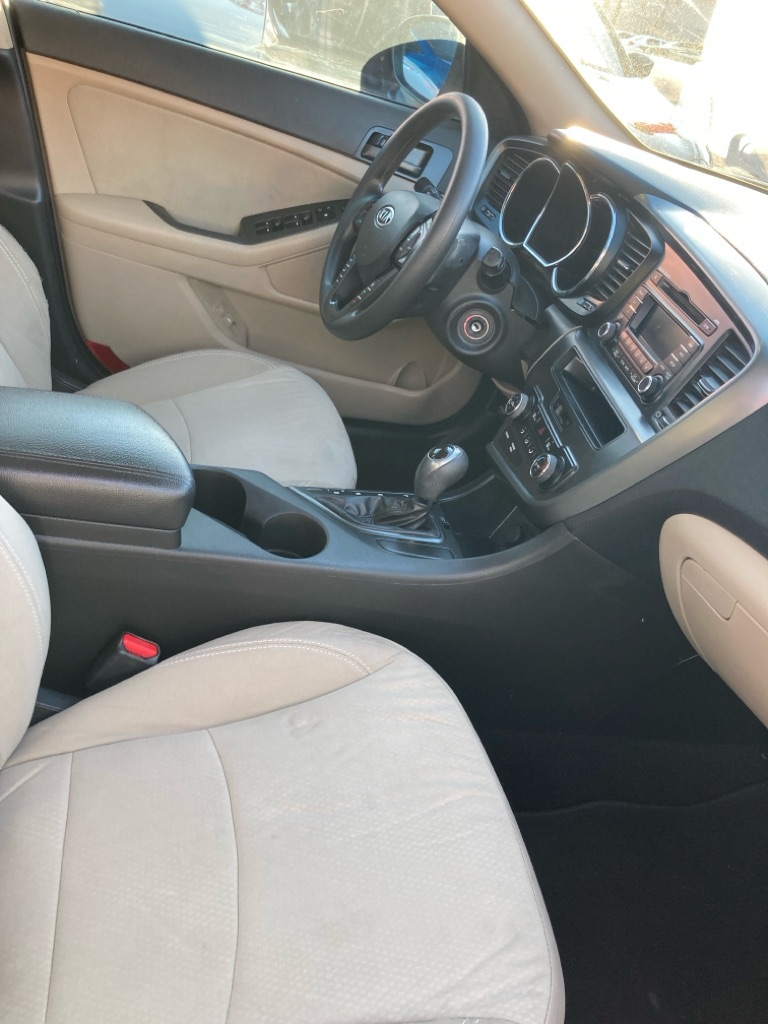 Photo 10 of this KIA OPTIMA