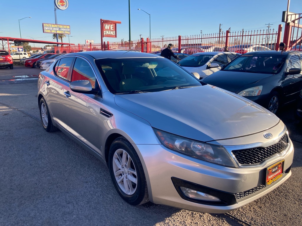 Photo 2 of this KIA OPTIMA