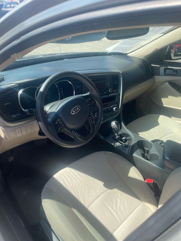 Photo 20 of this KIA OPTIMA