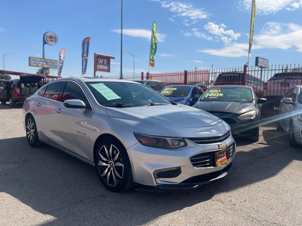Photo 3 of this CHEVROLET MALIBU