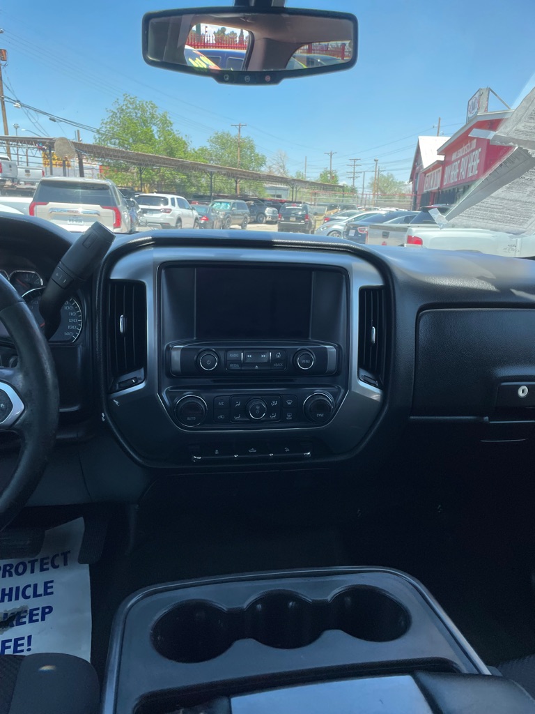 Photo 6 of this CHEVROLET SILVERADO 1500