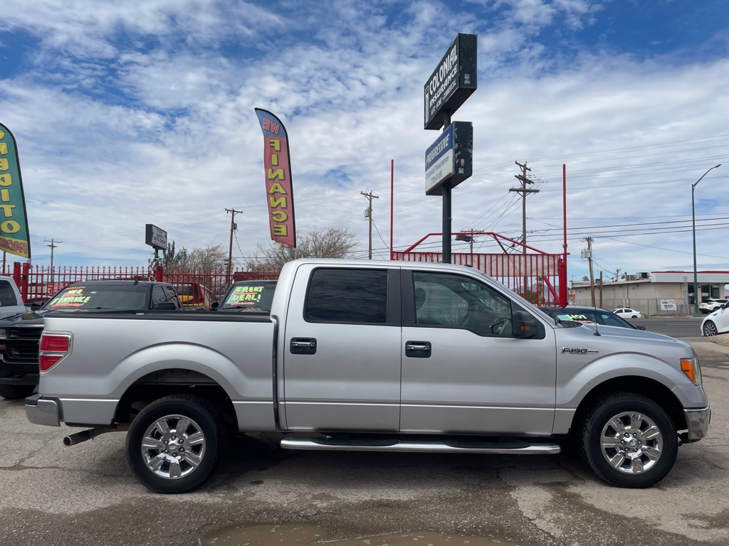Photo 4 of this FORD F150