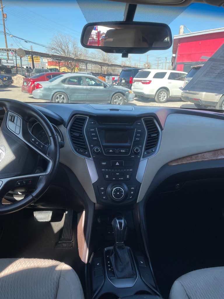 Photo 6 of this HYUNDAI SANTA FE SPORT