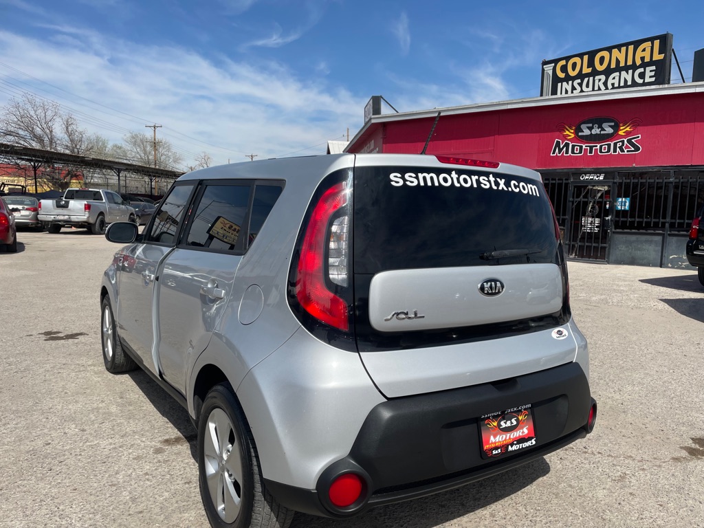 Photo 11 of this KIA SOUL