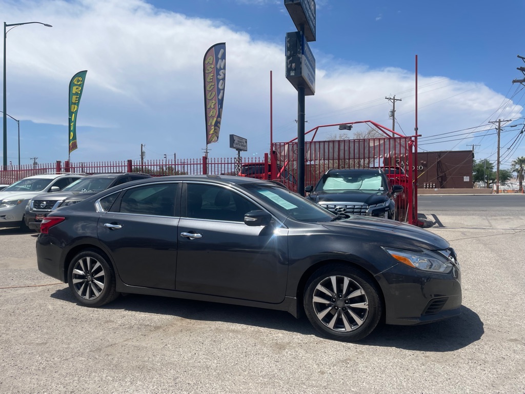 Photo 6 of this NISSAN ALTIMA