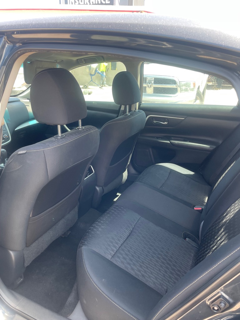 Photo 4 of this NISSAN ALTIMA