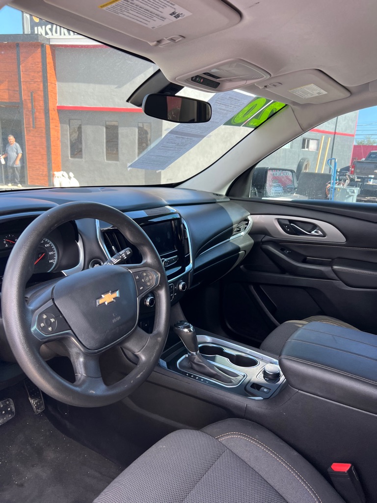 Photo 8 of this CHEVROLET TRAVERSE