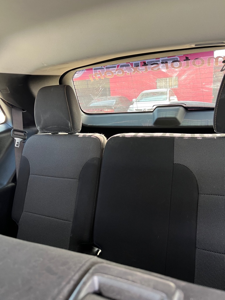 Photo 5 of this CHEVROLET TRAVERSE