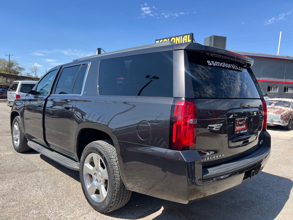 Photo 11 of this CHEVROLET SUBURBAN