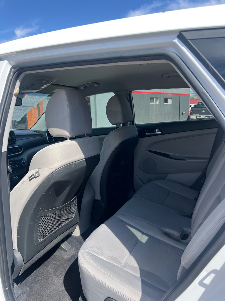 Photo 4 of this HYUNDAI TUCSON