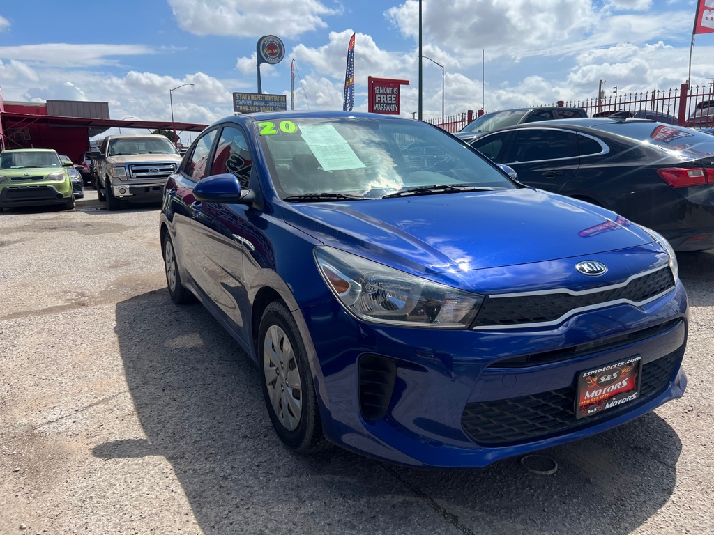 Photo 3 of this KIA RIO
