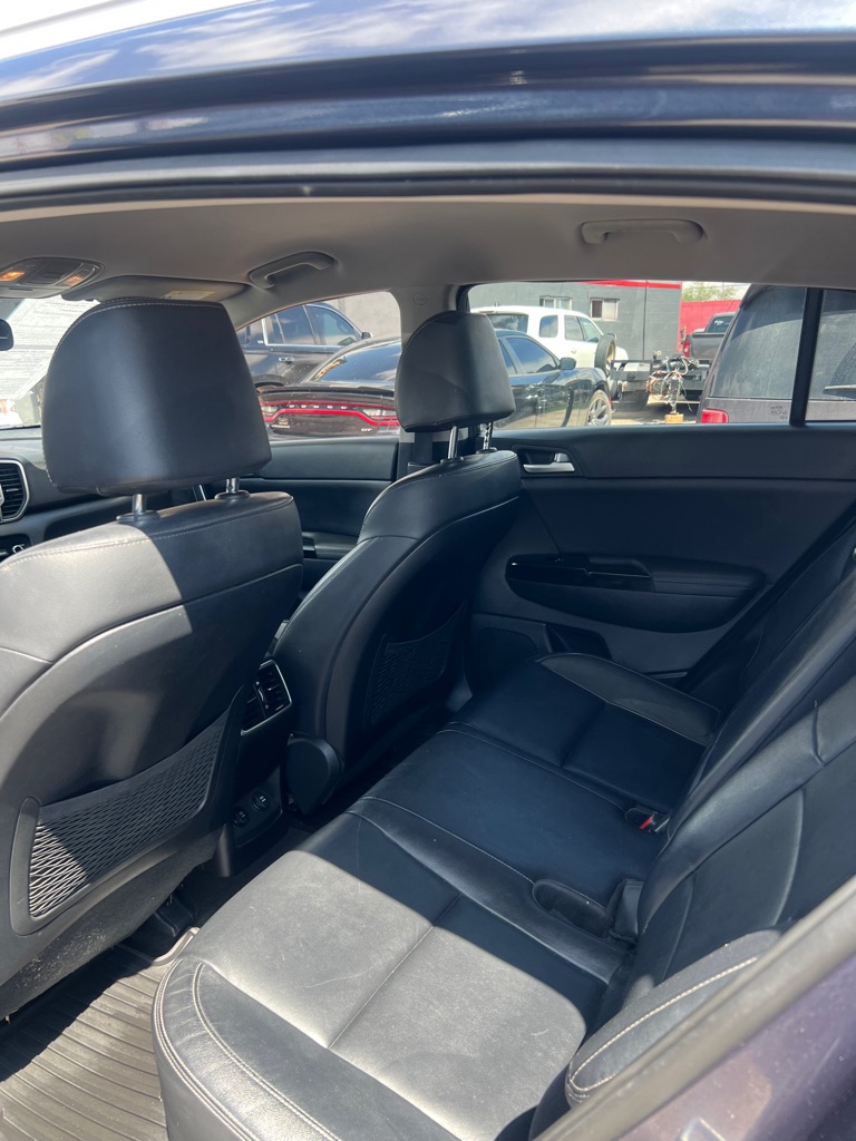 Photo 5 of this KIA SPORTAGE