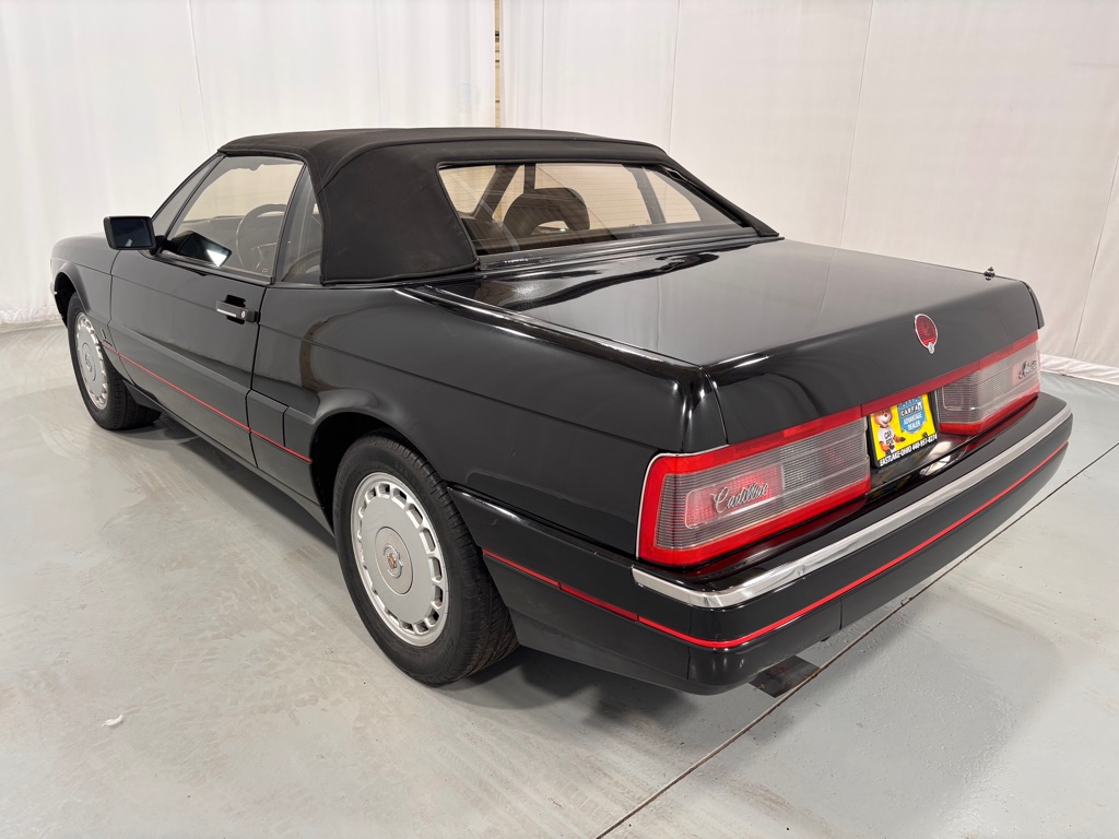 Photo 7 of this CADILLAC ALLANTE
