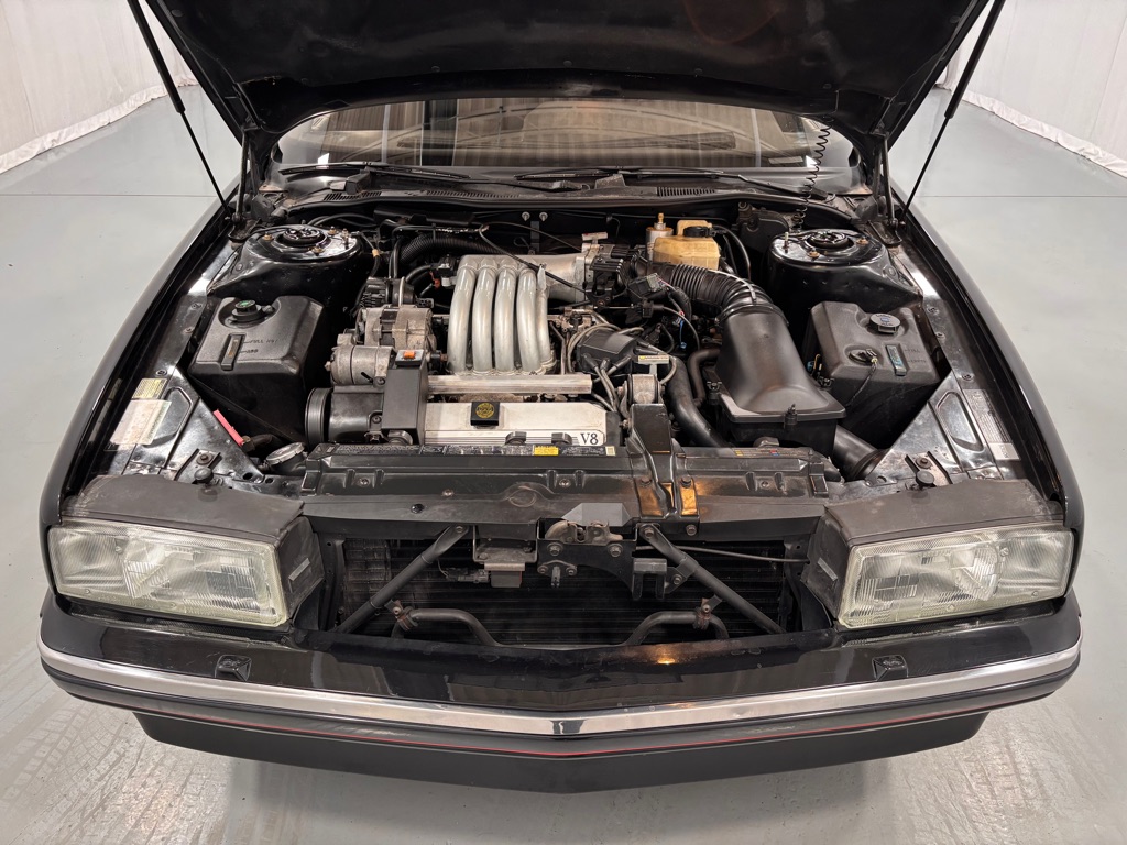 Photo 22 of this CADILLAC ALLANTE