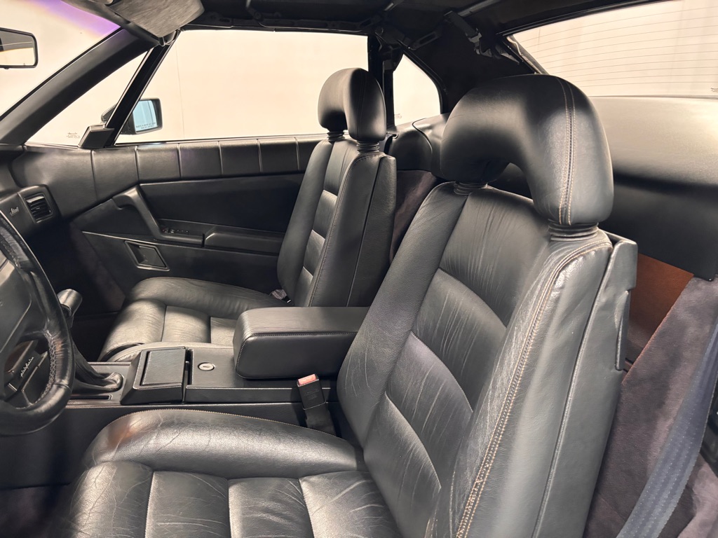 Photo 11 of this CADILLAC ALLANTE