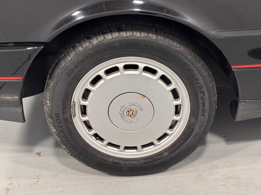 Photo 26 of this CADILLAC ALLANTE