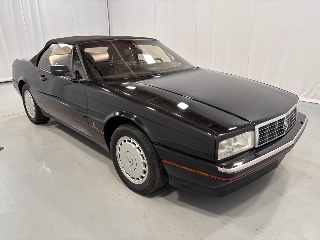 Photo 3 of this CADILLAC ALLANTE