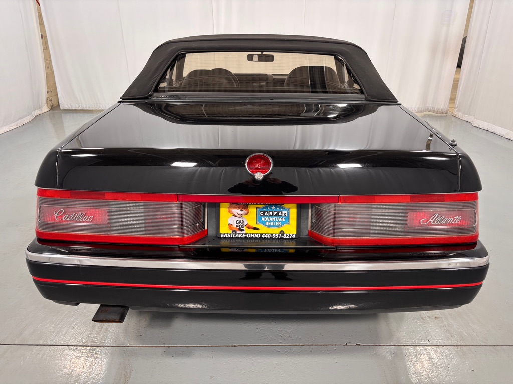 Photo 6 of this CADILLAC ALLANTE