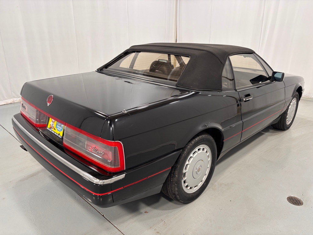 Photo 5 of this CADILLAC ALLANTE