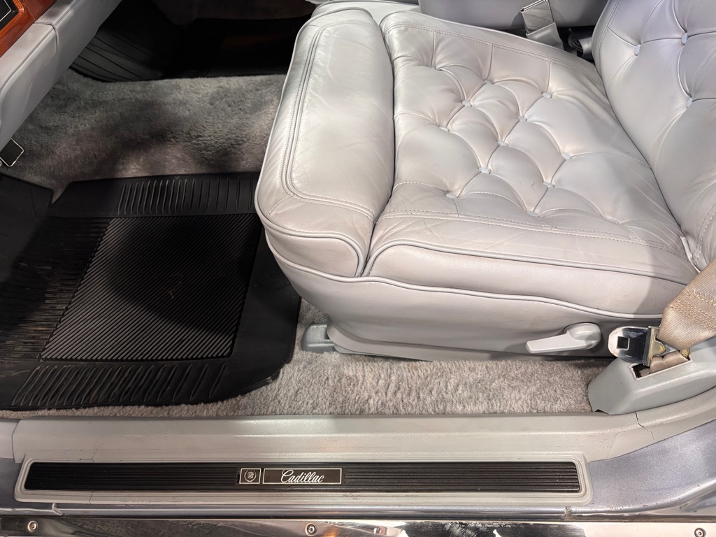 Photo 11 of this CADILLAC FLEETWOOD