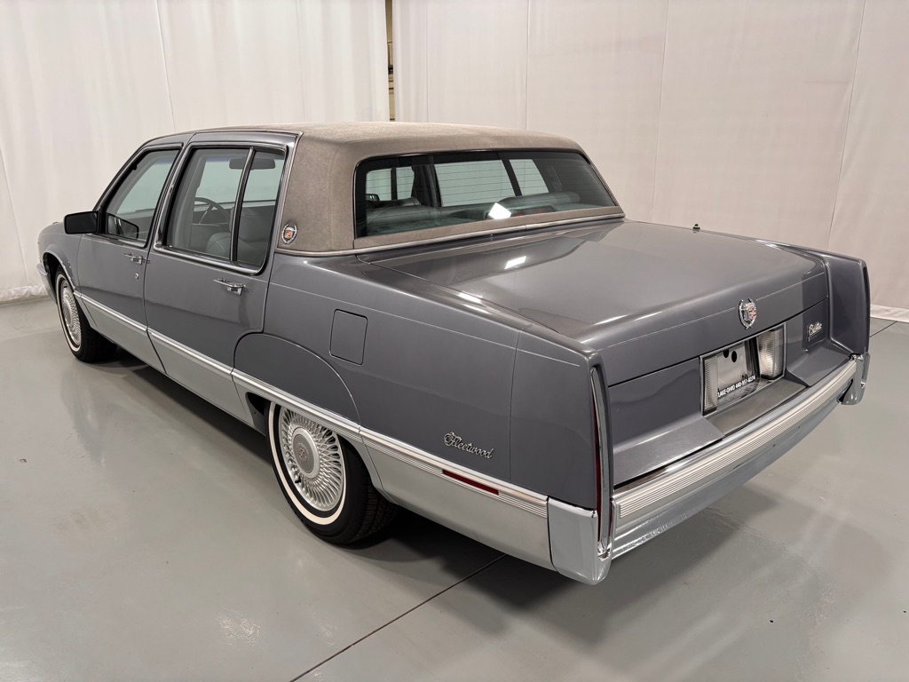 Photo 7 of this CADILLAC FLEETWOOD
