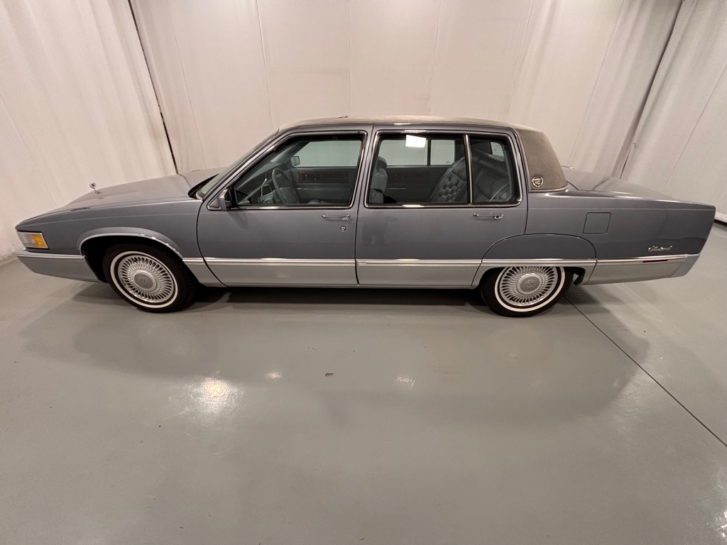 Photo 8 of this CADILLAC FLEETWOOD