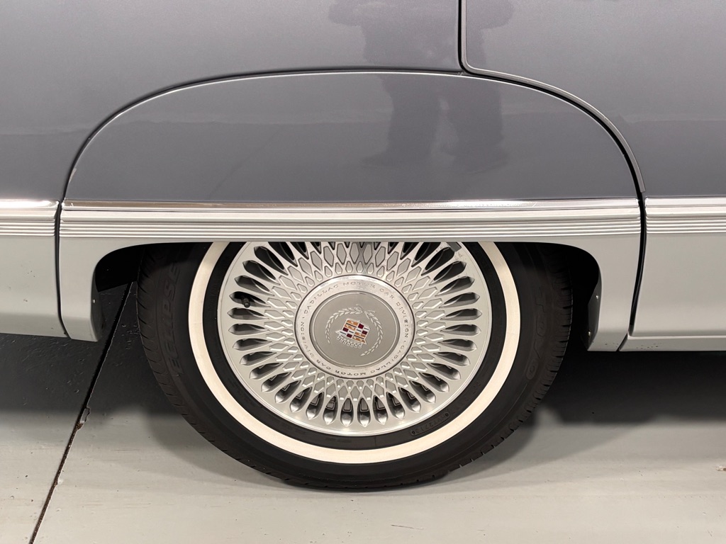 Photo 35 of this CADILLAC FLEETWOOD