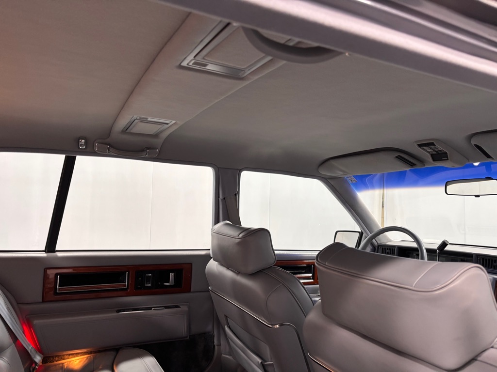 Photo 27 of this CADILLAC FLEETWOOD