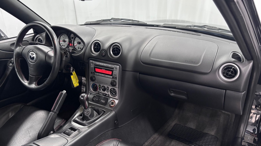 Photo 24 of this MAZDA MX-5 MIATA SPD