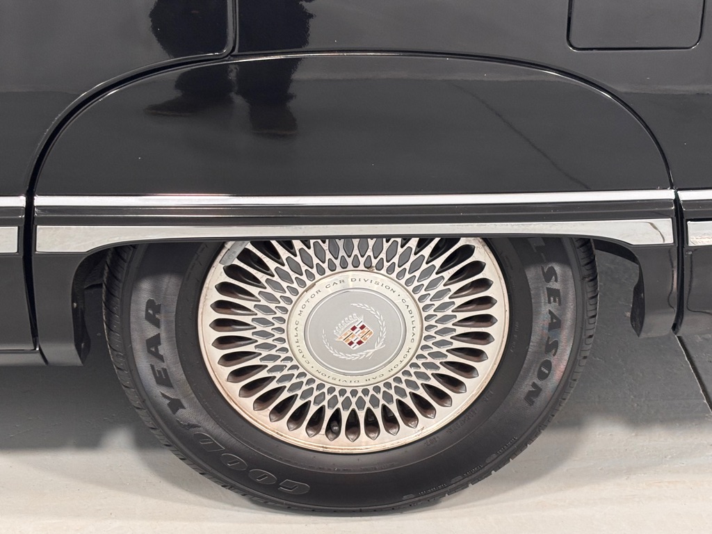 Photo 30 of this CADILLAC 60 SPECIAL