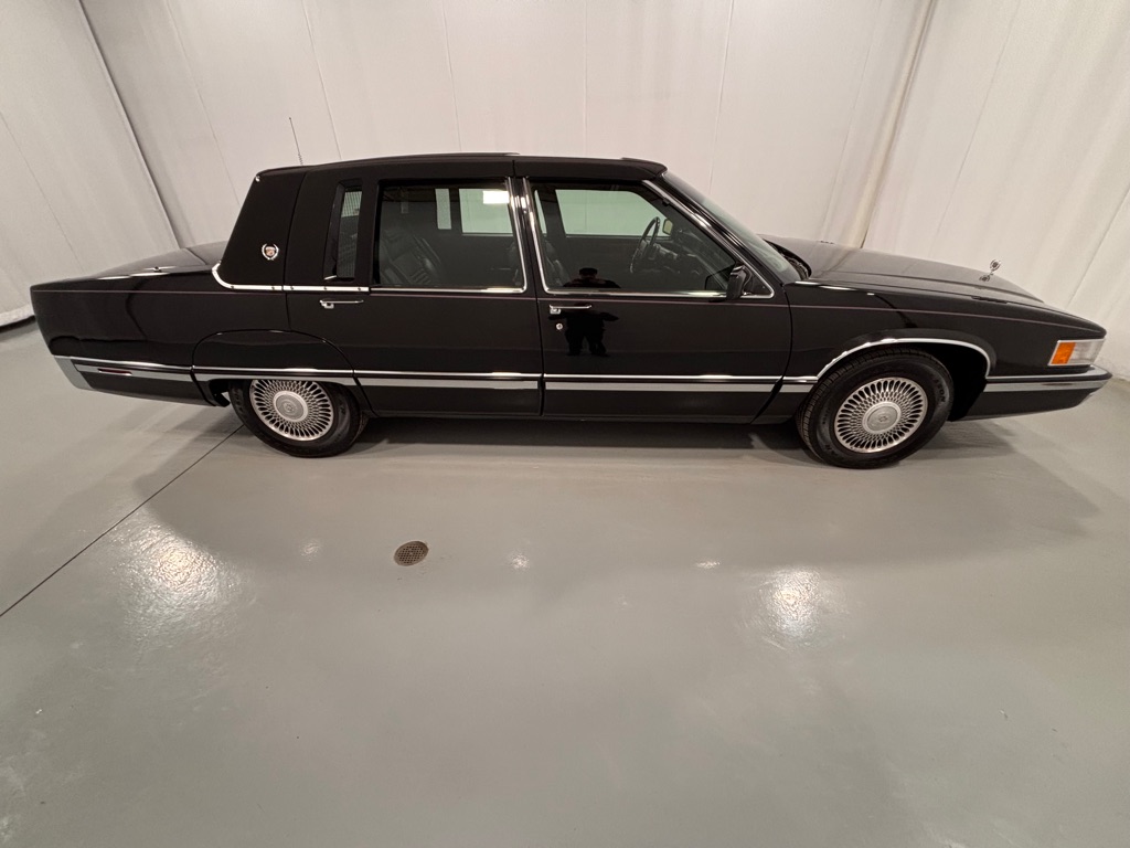 Photo 4 of this CADILLAC 60 SPECIAL