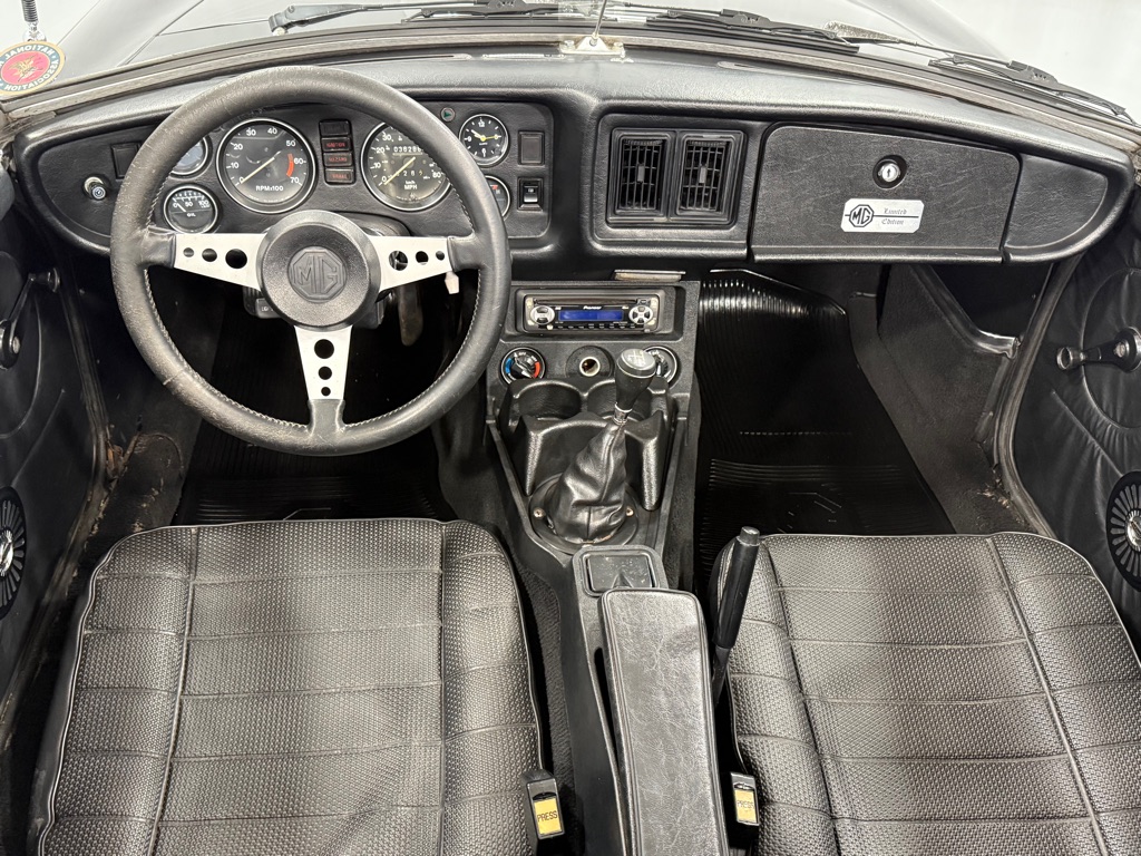 Photo 10 of this MG MGB LIMITED ED