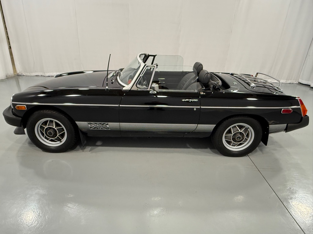 Photo 8 of this MG MGB LIMITED ED