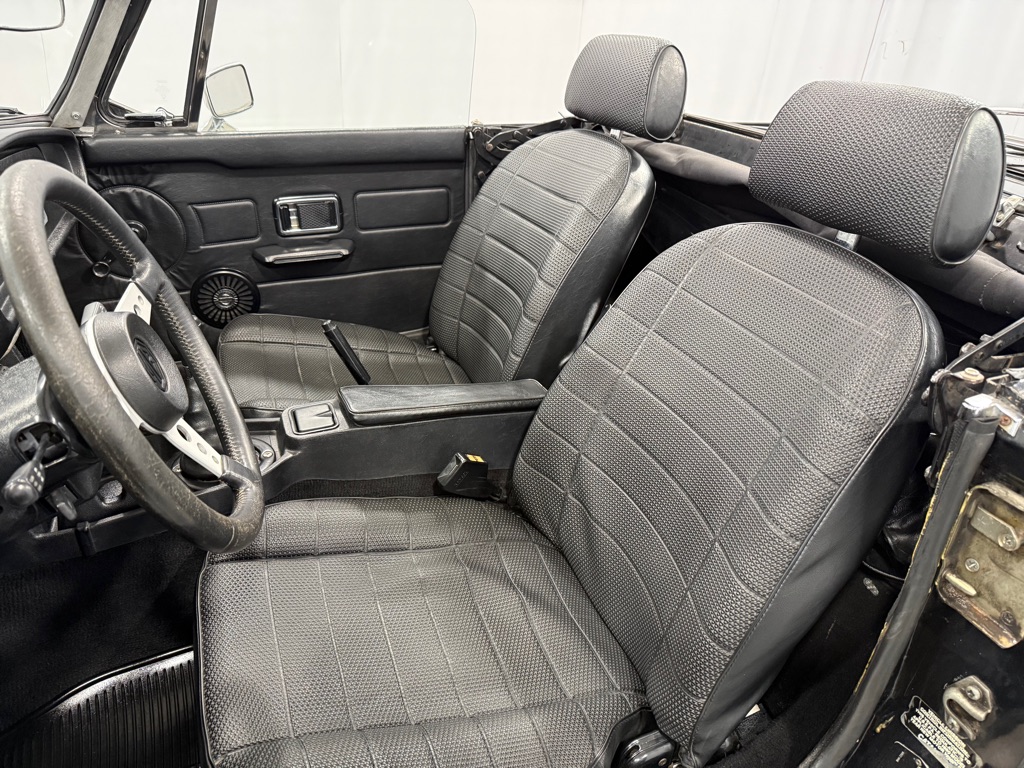 Photo 12 of this MG MGB LIMITED ED