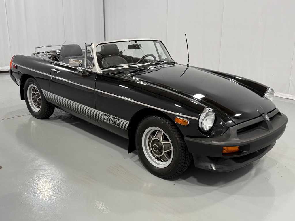 Photo 3 of this MG MGB LIMITED ED