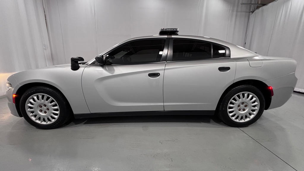 Photo 8 of this DODGE CHARGER POLICE