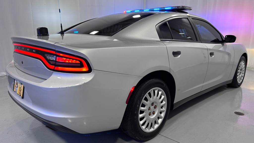 Photo 39 of this DODGE CHARGER POLICE