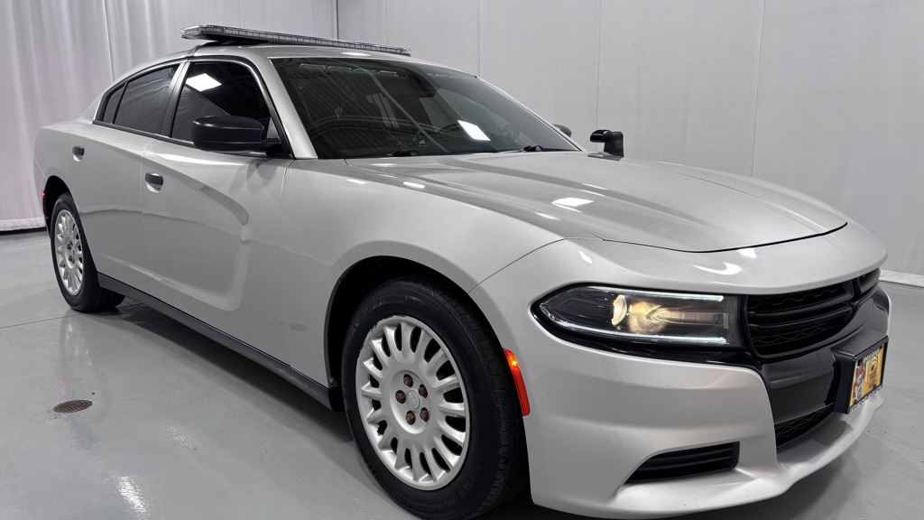 Photo 3 of this DODGE CHARGER POLICE