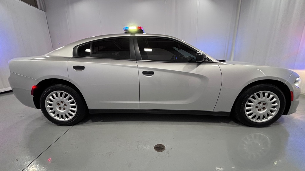 Photo 38 of this DODGE CHARGER POLICE