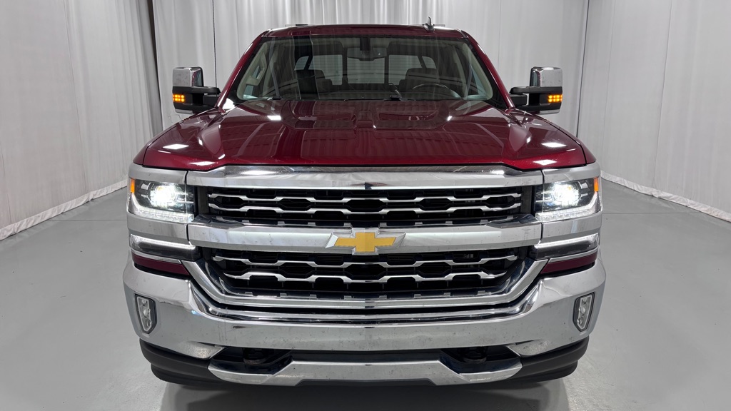 Photo 2 of this CHEVROLET SILVERADO 1500