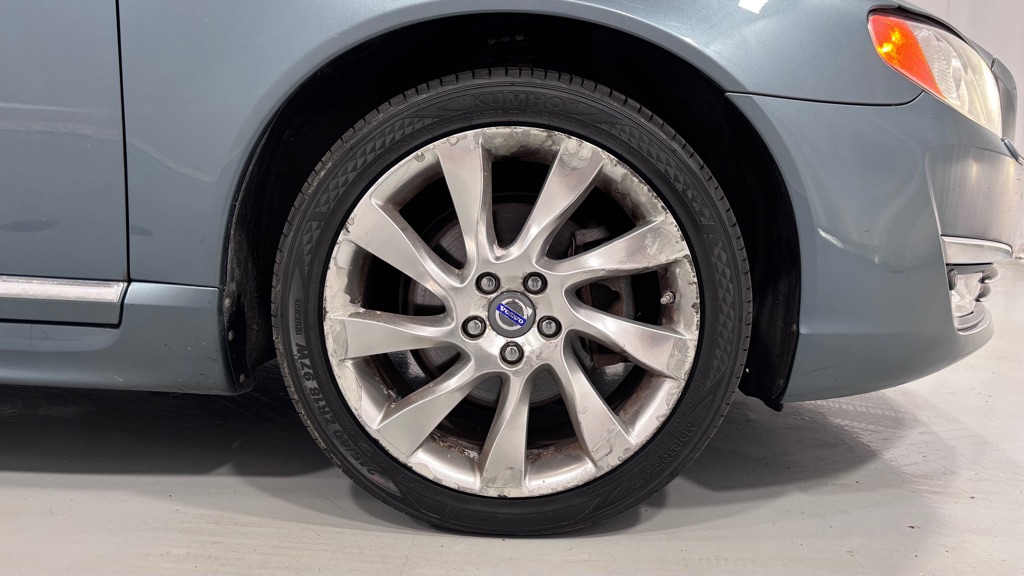 Photo 33 of this VOLVO S80 T6