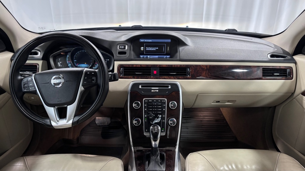 Photo 10 of this VOLVO S80 T6