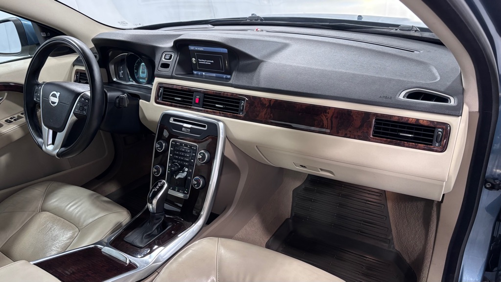 Photo 18 of this VOLVO S80 T6