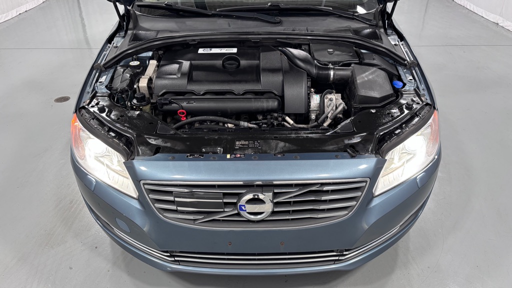 Photo 30 of this VOLVO S80 T6