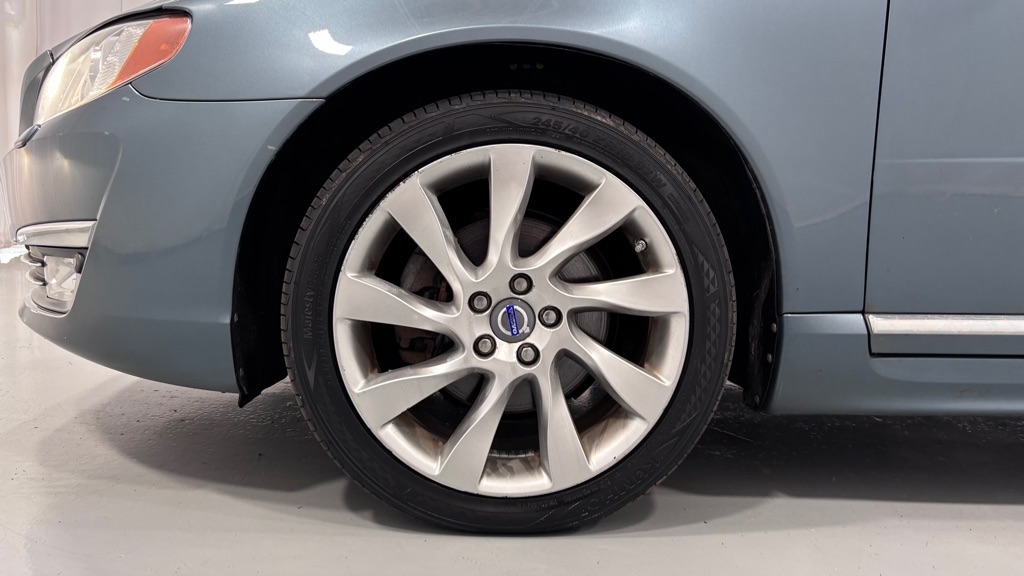 Photo 31 of this VOLVO S80 T6