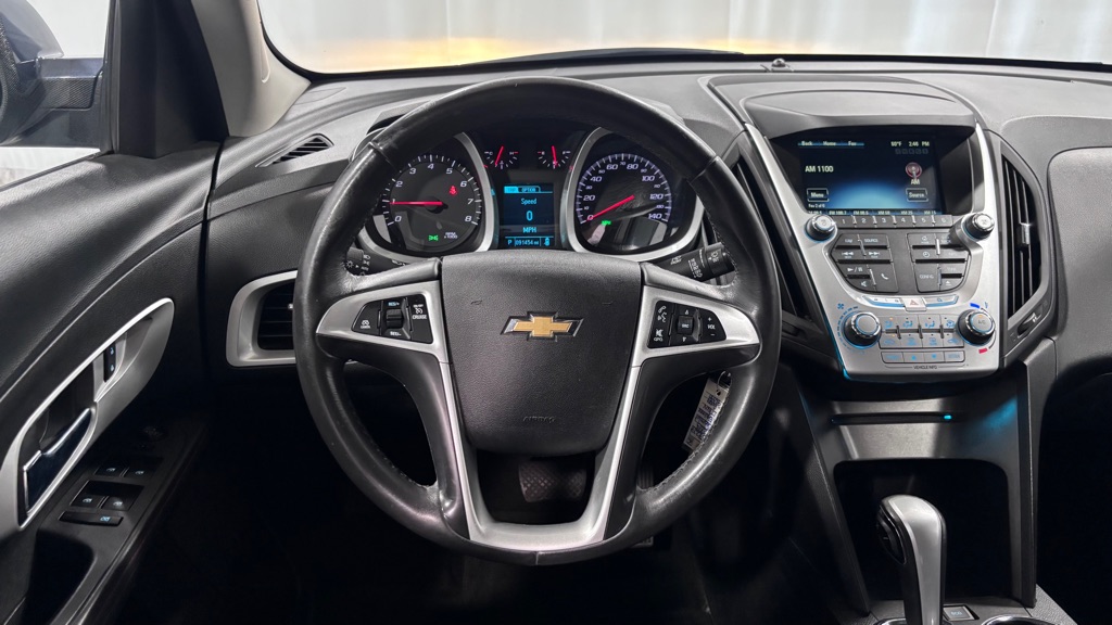 Photo 13 of this CHEVROLET EQUINOX LT