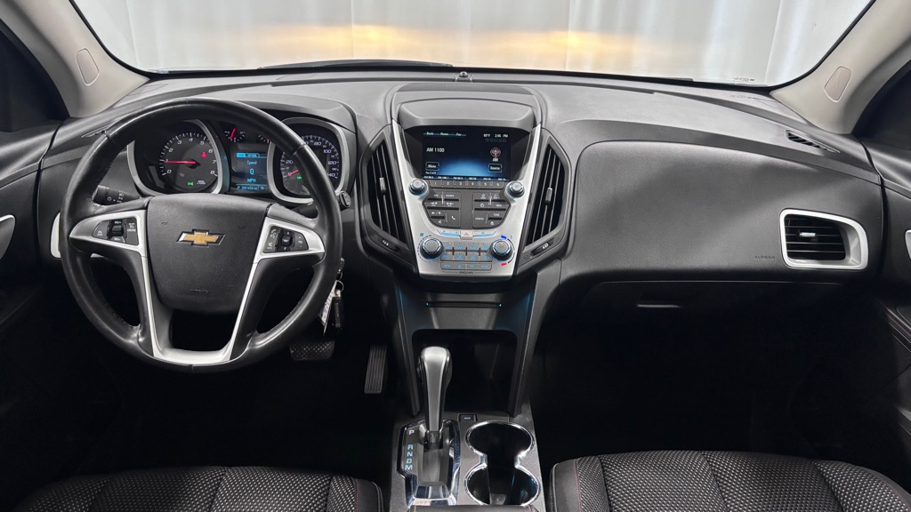 Photo 10 of this CHEVROLET EQUINOX LT